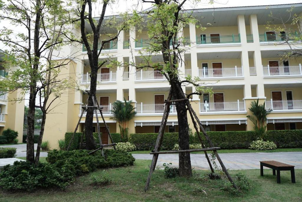 The One Residence Hotel Bangkok Eksteriør bilde